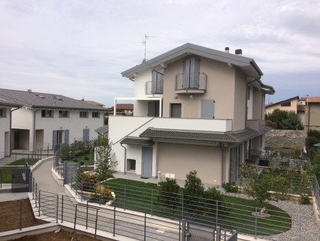 REALIZZAZIONE PALAZZINA E VILLETTA BIFAMILIARI - VALBREMBO (BG)
